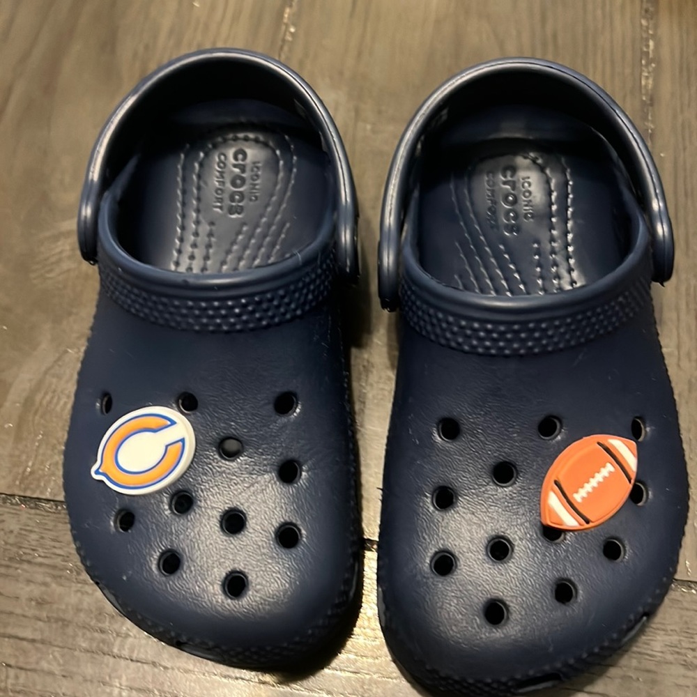 8c Toddler Crocs